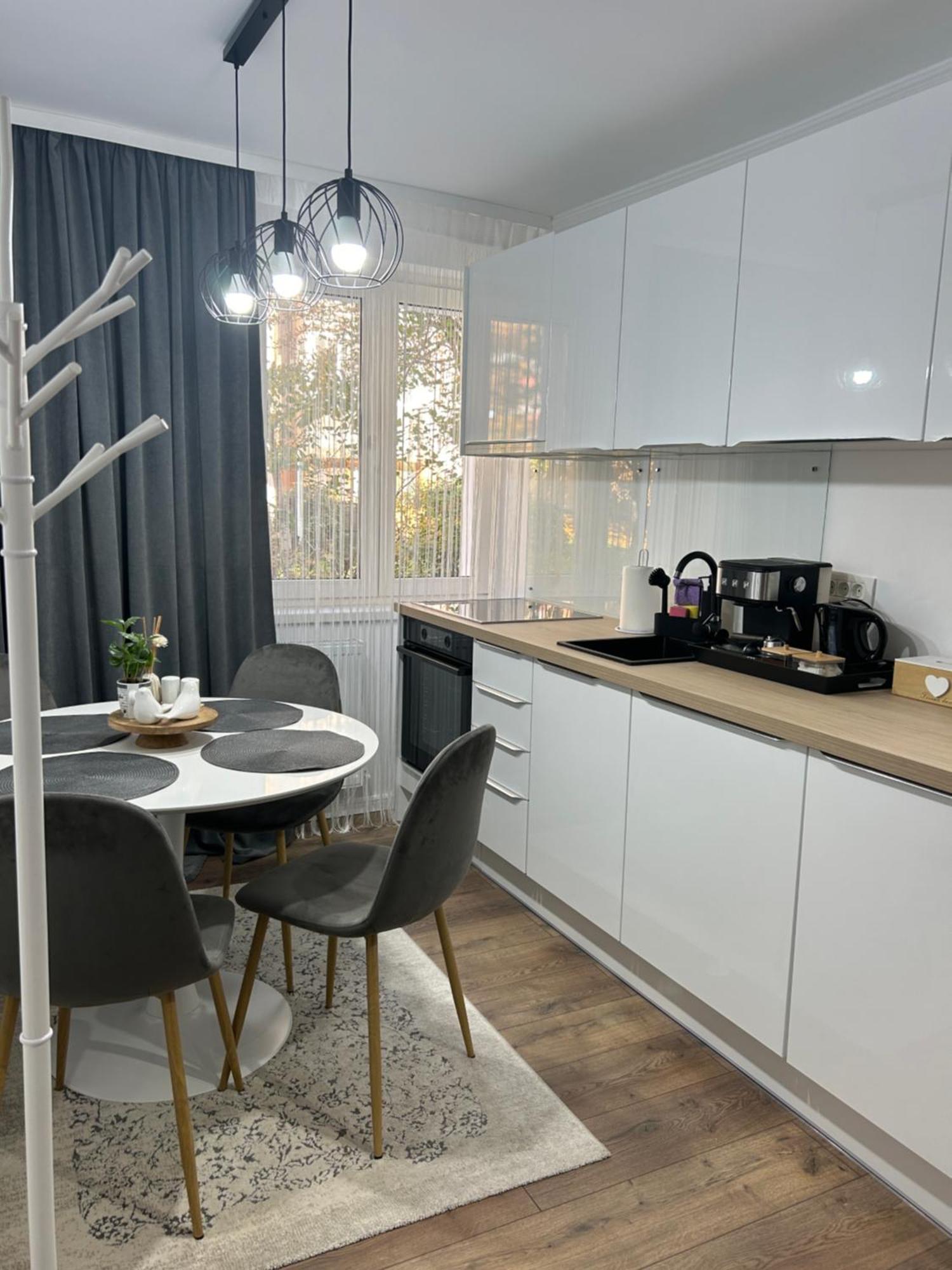 Otilia Home Хунедоара Екстер'єр фото